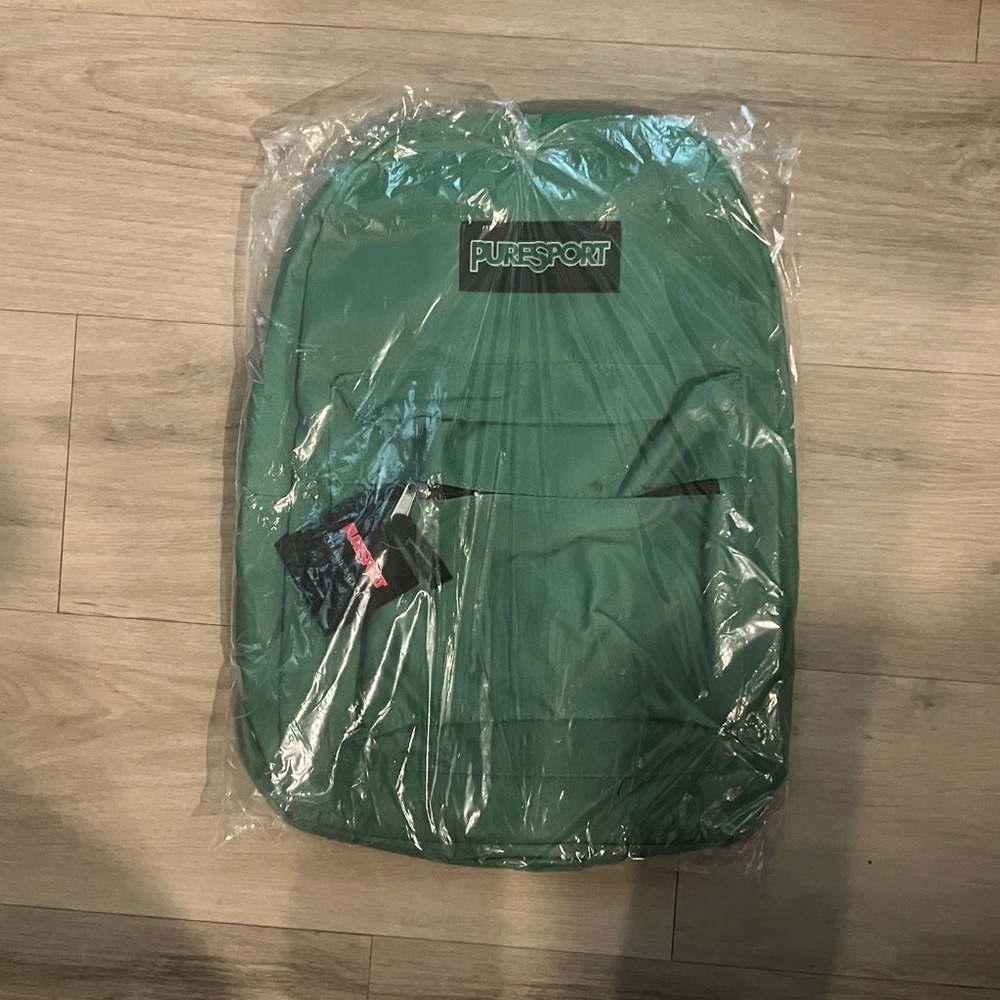 Brand New 17” Green Puresport Classic Backpack